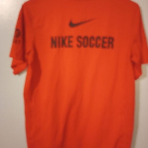 Nike concord fire dri fit Nike tee shirt - Picture 6 of 9